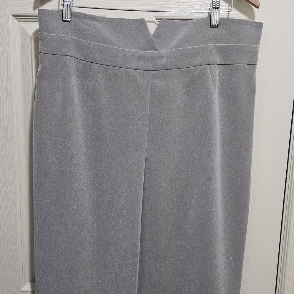 Giorgio Armany Size 14 Grey Lined Pencil Skirt